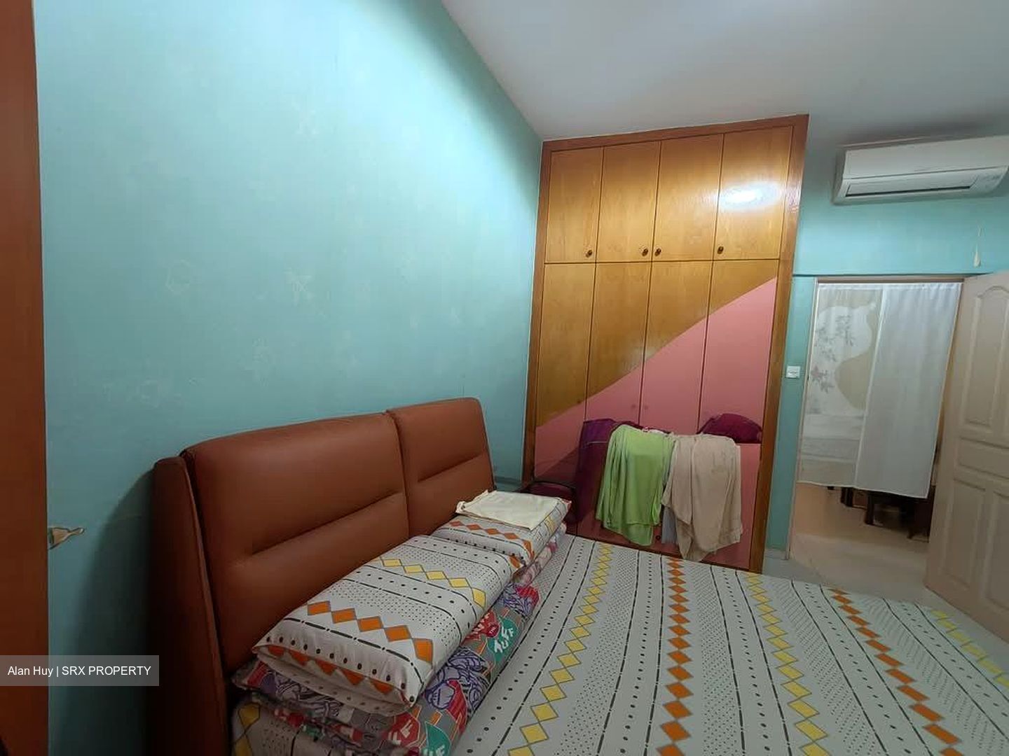 Thrift Drive (D19), Terrace #548159151